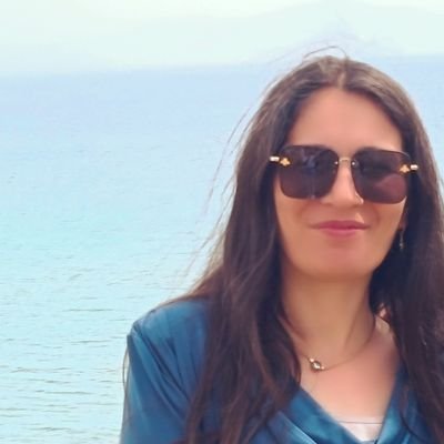 latifekoc_koc's profile picture. Dünyanın en güzel yeri çocuk kalbi.....