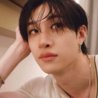za ✩ ₊˚🎧 (@cherryofhosh) 's Twitter Profile