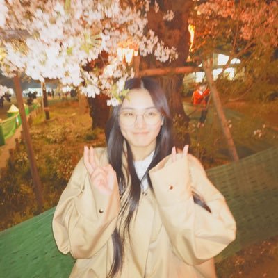 YZT4q36l7ffA0pO's profile picture. 見る専