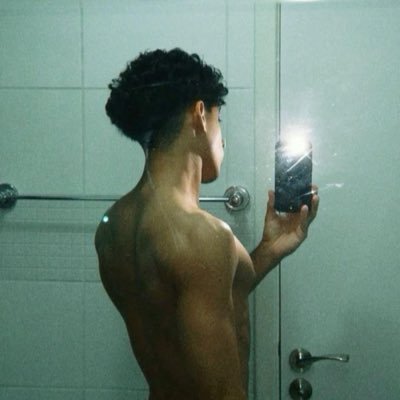 drugseza's profile picture. not real, horny? just text me BXG ONLY. text me if you want i rate your pict.