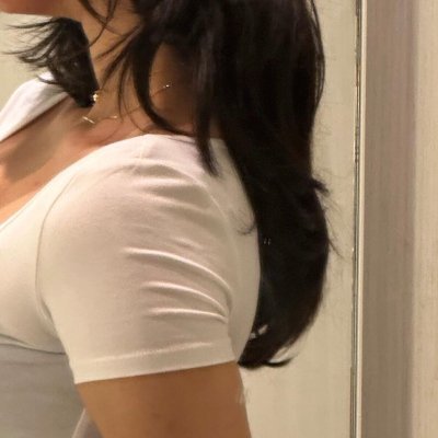 katiesaphx0x0's profile picture. 🌸 soft heart, loud laugh, messy bun & big dreams