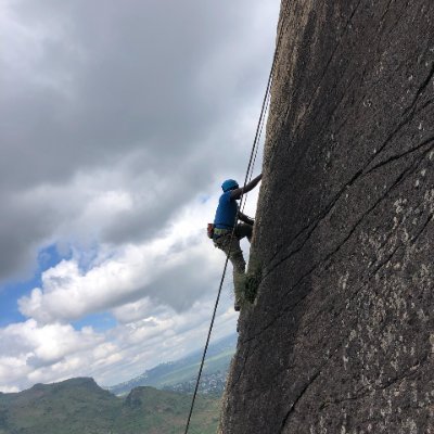 Mobile App Developer || Malawian Rock climber⛰️🇲🇼 || German language teacher🇩🇪 || Itchy Feet 🐾 || All glory to God
