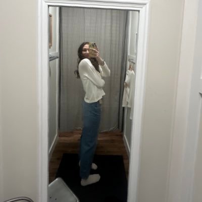 lindstrommac's profile picture. I’m back!!