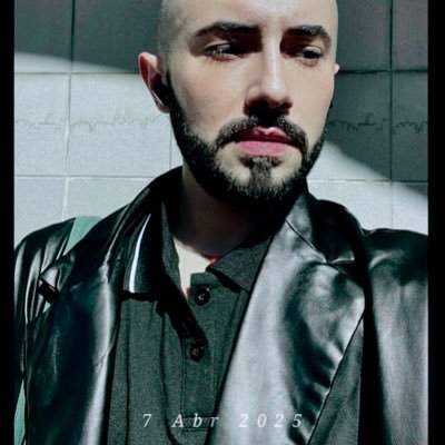 sergiogiogamiz's profile picture. ¿Definirme en una línea? Imposible. Laborando en Marketing Digital y pretendiendo ser locutor y actor de doblaje. Molo más en X que en persona. 💁🏻‍♂️