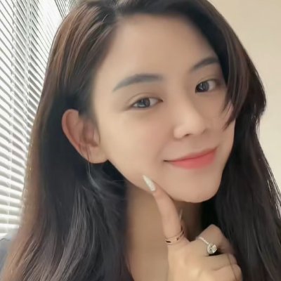 sarahbeara22222's profile picture. I am  a visionary businesswoman leading financial services with expertise and integrity