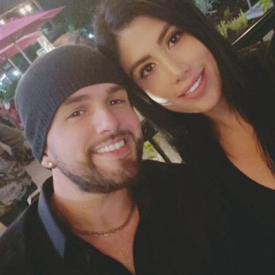 SixStringSwag's profile picture. Not looking for followers. I'm here to talk shit. Happily married and proud dad.