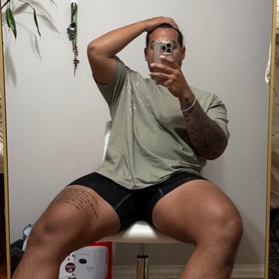 CubanTzan's profile picture. Don’t be scared, I only bite a little 😉        👇🏽👇🏽👇🏽