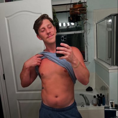 HenryOlale35488's profile picture. looking for something serious 🏳️‍🌈🏳️‍🌈😝fun is allowed
