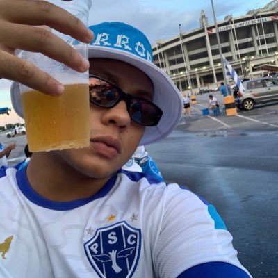 minha fome vem da alma e meu machado é de Assis ⚔️