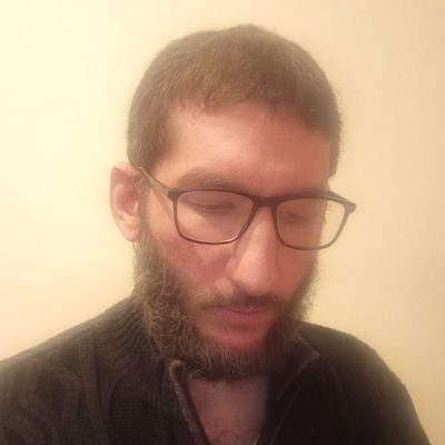 الدنيا أوّلُها رجاء من سراب ، وآخِرها رداء مِن تراب (علي 'ع')