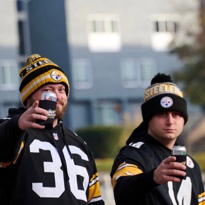 blakedarnell58's profile picture. l Tiffin Univ. Graduate l🇺🇸. “Run the damn ball”