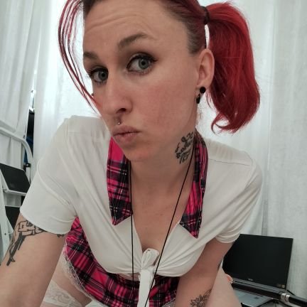 Coucou 💘
Moi c'est Audrey, j'ai 32 ans, je suis marié et maman. Ici pour faire ma pub pour mes différentes plateformes.
#NGOT #sexe #porn #sexy #uncove