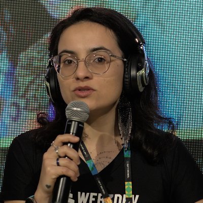 annabidaweb3's profile picture. @web3dev_ Community Manager