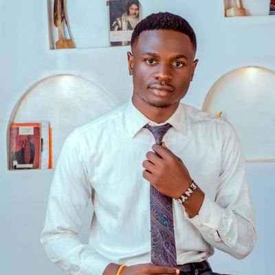 Theoskyper's profile picture. mc. event organizer ,catering services ,vibist, bachelors  of Accounting @kyambogouniversity ,activist, mr lover boy , low budget spender.