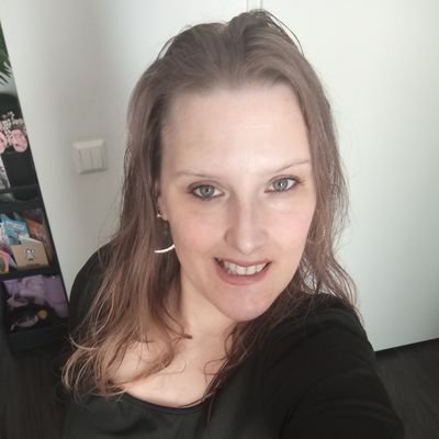 Cynthia871014's profile picture. mama van felina 👧🏼
senna  🐾