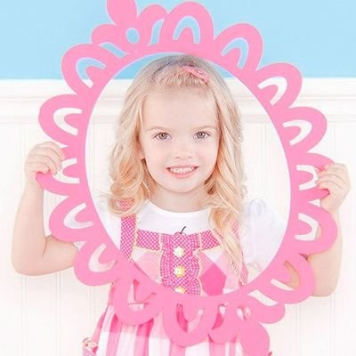 littledenali's profile picture. ઇઉ  𝖉on't  see  the  𝚆𝙾𝚁𝙻𝙳  as  it  is,  see  it  as  it  could  be. . . ノ  𝒢arrett and 𝒦ate
adopted daughter. —  happiness — that is her ℊift.