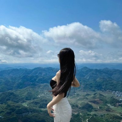 khaledajbory's profile picture. ✨ Life’s a journey, let’s enjoy every step 💫 | Coffee in hand, joy in my heart ☕ | Chasing happiness, one smile at a time 😊 | Making today unforgettable 💖