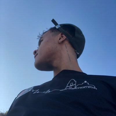 henriquezx06's profile picture. apenas um tricolor cheio de sonhos!