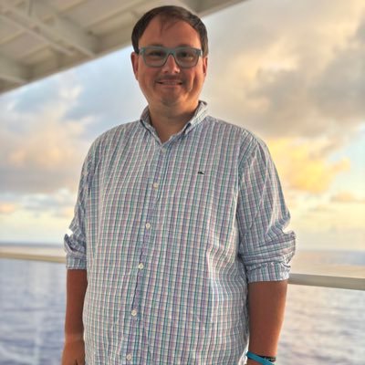 CaseyGWU's profile picture. Just a simple ole guy