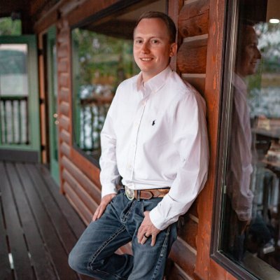 Halcyon_9000_1's profile picture. Air traffic manager and controller. Known Christian. Ex-military, ex-medical.  Grew up dirt poor with no phone/electricity. Mostly feral. Father.