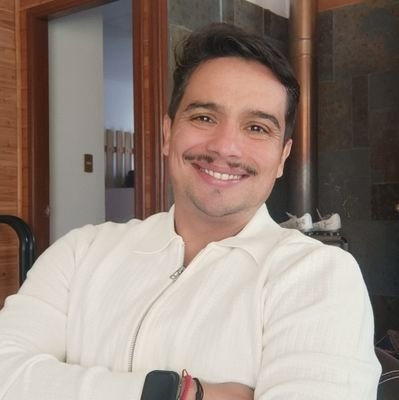 El futuro no es el resultado inevitable.
Profe.
APROBÉ