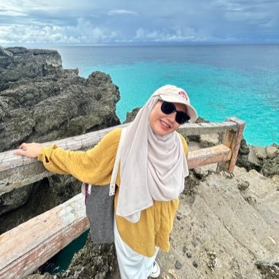 unakhairuna's profile picture. Stand what you believe in. Even if it means standing alone.