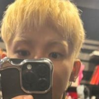 keniy. (@hourllychs) 's Twitter Profile