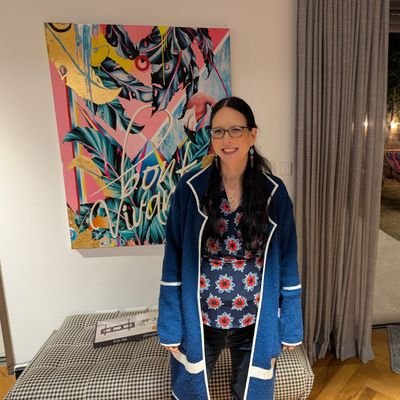 schindlerisme's profile picture. יוזמת ומובילת הקמת מרפאת קשת 2 בבאר שבע.
על הרצף. 
נשואה לברק ואמא של רונה החמודה.