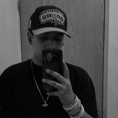 FranciscoYairBC's profile picture. Para mí el vivir es Cristo, y el morir es ganancia ❤️🔥
Hijo de Dios. Cristo Vive ⬜🟨🟦