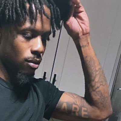 cfnmay00's profile picture. 