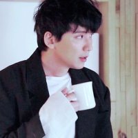 월인 (@solace_1006) 's Twitter Profile