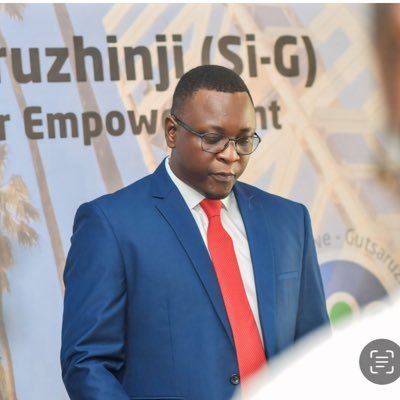 President & Patriot in Command — Si-G (Suthisa Ilizwe - Gutsaruzhinji). Towards a better Zim🇿🇼