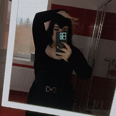 GoodessDemona's profile picture. I'M NOT PAYING FEES TO GET PAID

I'm beautiful god like gothic goddess ready to be spoiled and loved.