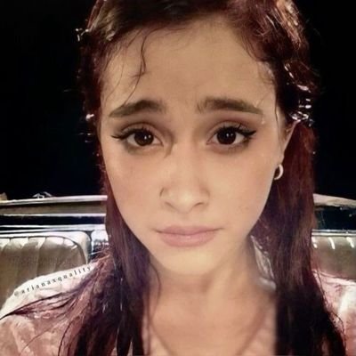 unloevdyou's profile picture. 