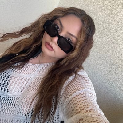 aileroM_'s profile picture. For every beautiful thing will happen in its time