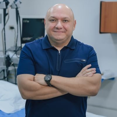 Médico Gastroenterológo - Internista. Egresado de LUZ. Miembro de Sovegastro y Soved. VENEZOLANO!!!