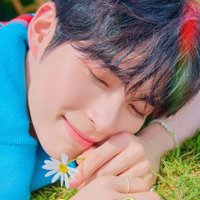 𝑑𝑎𝑦'𝑠 𝑒𝑦𝑒 (@dayseye613) 's Twitter Profile Photo