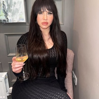 godessraena's profile picture. Its always about me ✨ Financial Dominatrix, Spoiled Princess