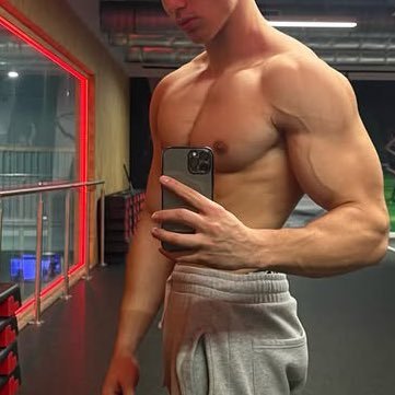 alexdeloni's profile picture. 🇬🇷