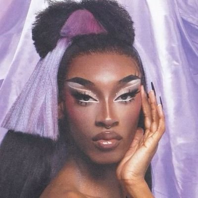 C1garettedarlin's profile picture. . ݁₊ ⊹. ݁₊ ⊹ 
⋆ ˚｡⋆୨୧˚