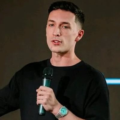 LukeBelmar_army's profile picture. Luke Belmar 
💎 | Building Wealth 
🧠 | One Insight at a Time
🏆 | Society