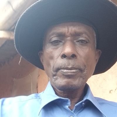 LeoNdabirorere's profile picture. 