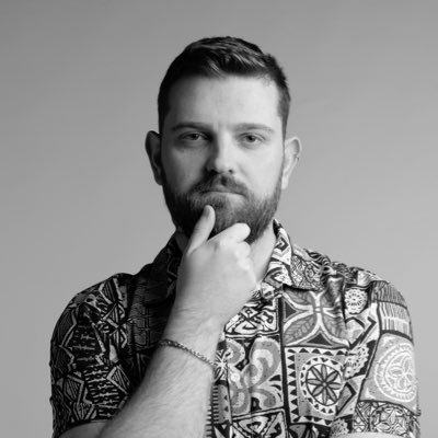 xaviroca97's profile picture. Tiet, enginyer informàtic i soci de @llenguacat. Intento arreglar el món a base de tuits, òbviament, sense èxit. Opinions personals.