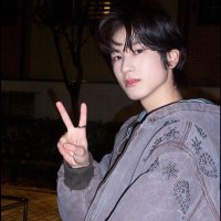 건 (@jelanyum0727) 's Twitter Profile