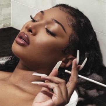 Black_RareNSs's profile picture. We reciprocate E.N.E.R.G.Y in this house 🌱