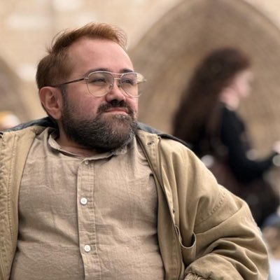 MuyEnano's profile picture. Periodista | Soy el Roto de su Descosido