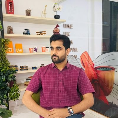 aakashgujjarr's profile picture. Product Manager | UET | LLMs