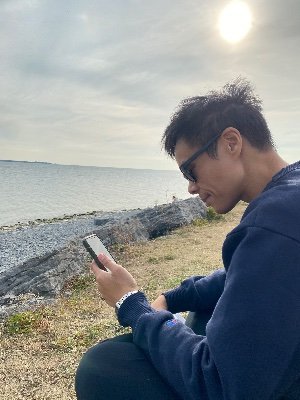 @KoLoyYee