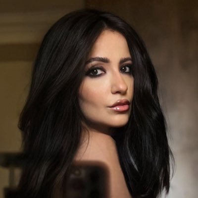 المواقف أهم من عدد المتابعين - حساب بدل الموقوف حتى يعود، الاهي يوقف اللقمة في زورك يا بعيد