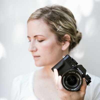 ➕ 1-on-1 creative for founders & values-driven brands ➕ Brand & Framer Designer at https://t.co/OiudnGx7pb 〰 Art Director at https://t.co/umRYAS22Yd ➕ Award-winning photographer